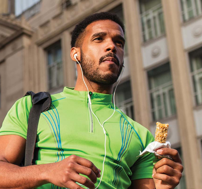 Article 1_man-protein-bar@2x Article 1_man-protein-bar@2x